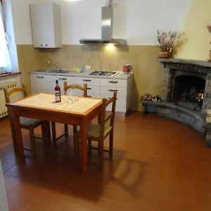 https://la-lamponaia.it-tuscanyhotel.com